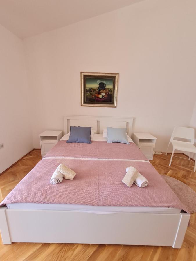 Apartments Apartmani Pintar Мимице Экстерьер фото