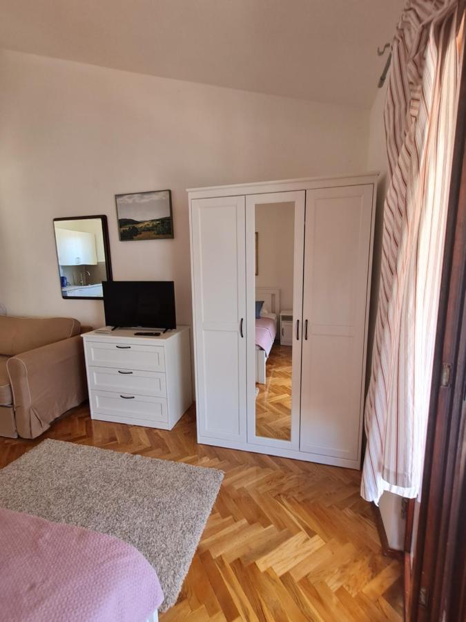 Apartments Apartmani Pintar Мимице Экстерьер фото