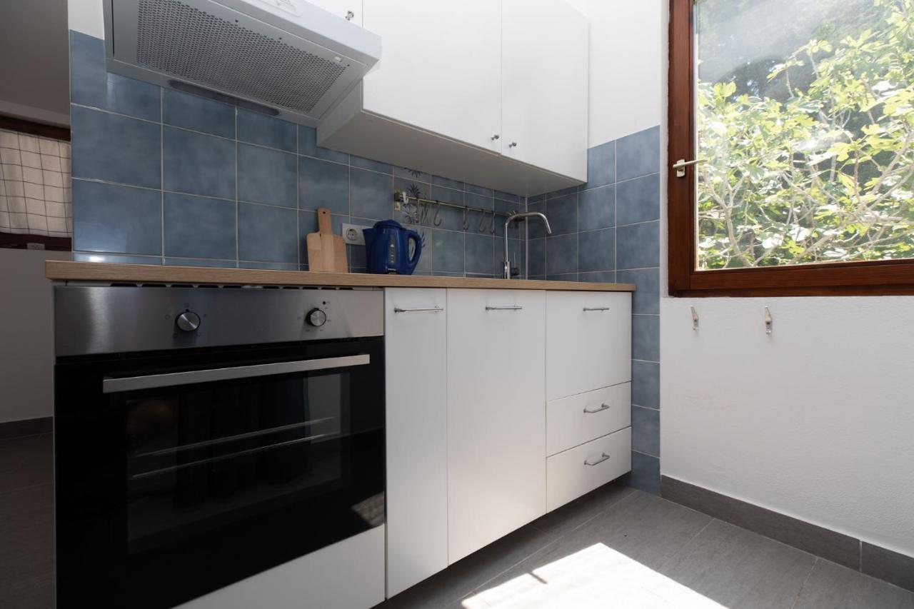 Apartments Apartmani Pintar Мимице Экстерьер фото