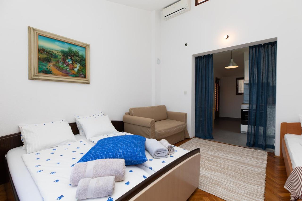 Apartments Apartmani Pintar Мимице Экстерьер фото